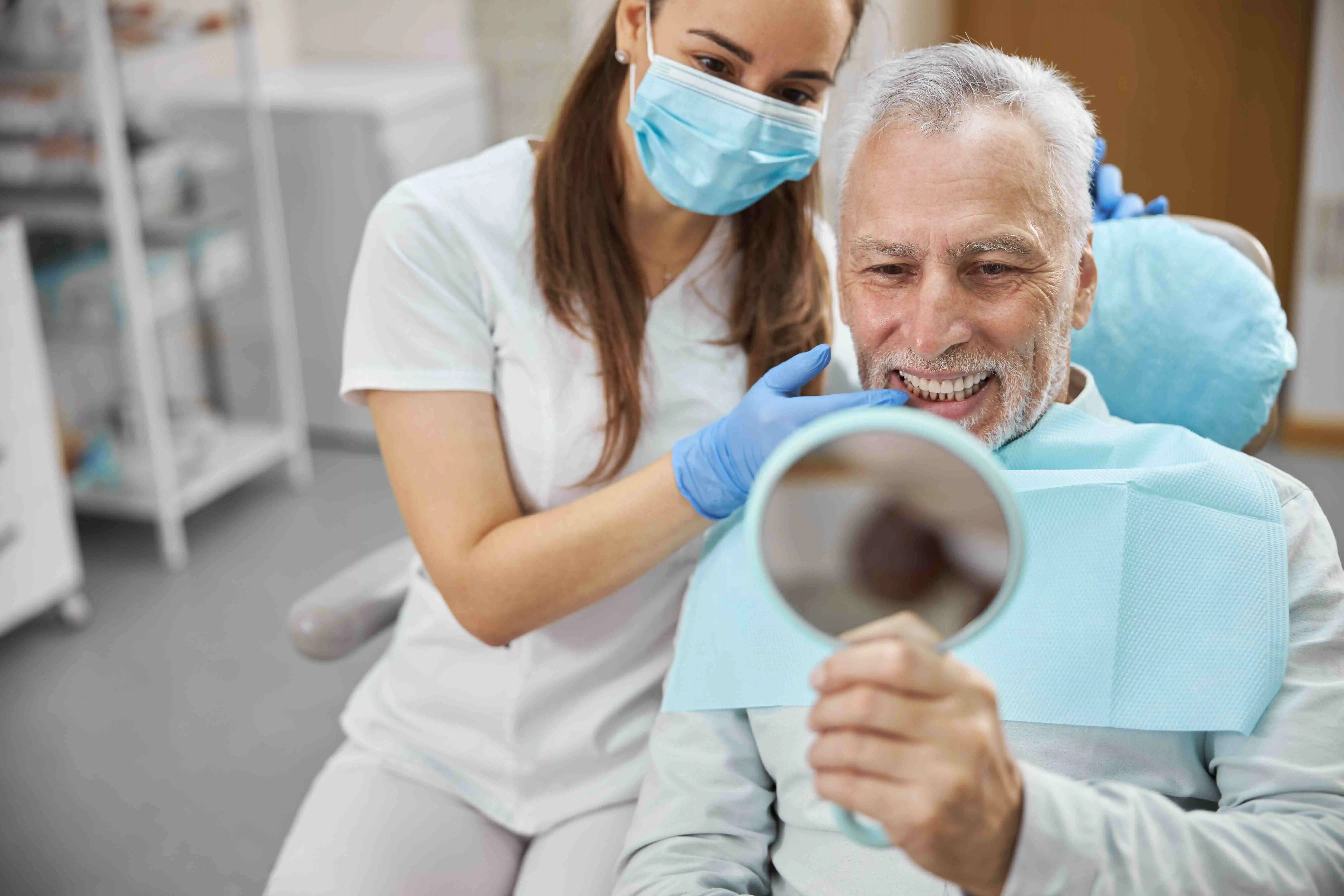 When Should Dental Implants be Replaced