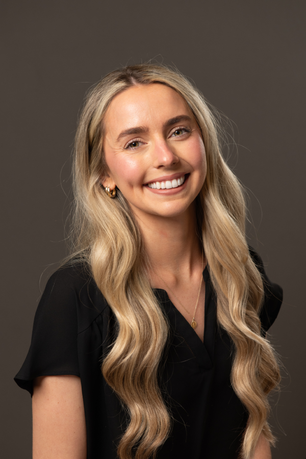 Portrait of Dr Anna Clayton